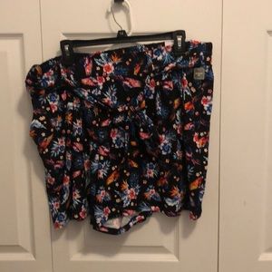 Black soft shorts with tropical print